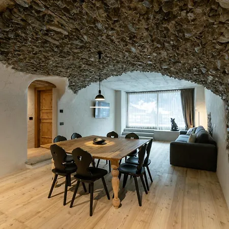 Apartment Grotta Bàlzer Pradelle